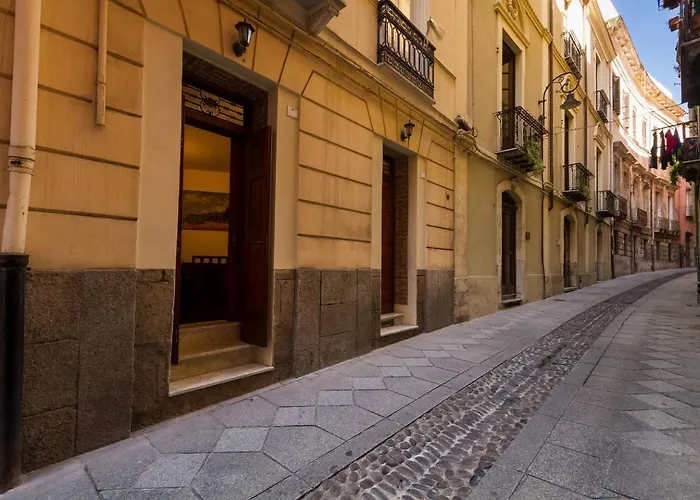 House La Marmora 155 *